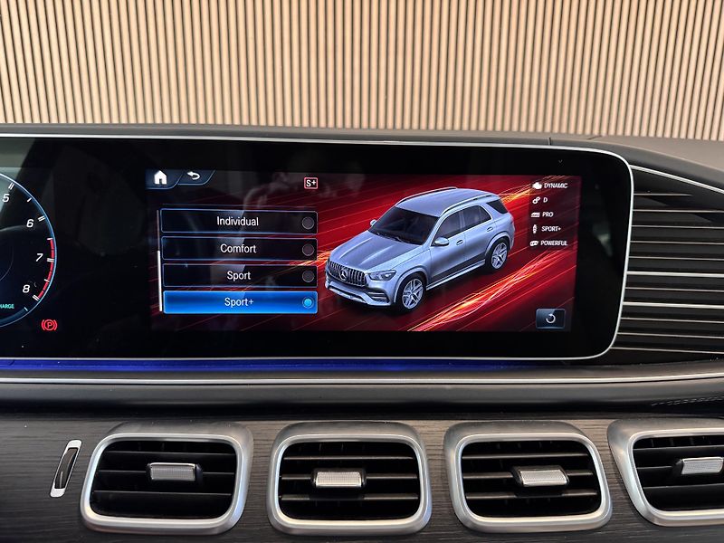 Mercedes-Benz GLE 53 AMG Nez.Top Tažné Masáž HUD - fotka 38 z 45