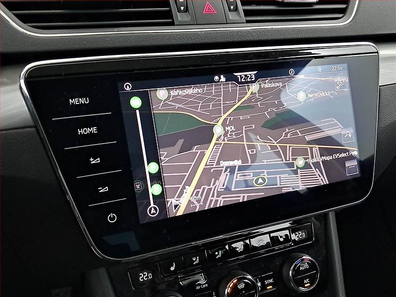 Škoda Superb (2023) 2.0 TDI - fotka 17 z 22