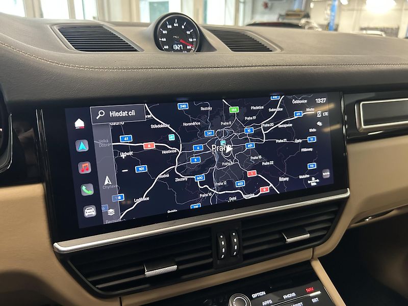Porsche Cayenne (2023) 4.0 GTS VZDUCH SPORT CHRONO - fotka 7 z 32