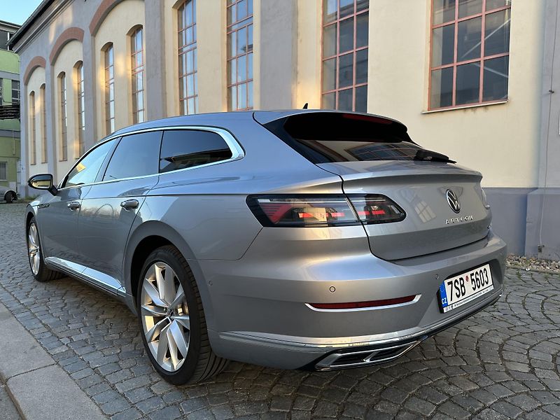 Volkswagen Arteon 2,0 TSI 206 KW R Line kam.360 - fotka 15 z 24