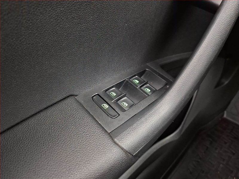 Škoda Octavia (2017) Style 2.0 TDI, Automat, ČR - fotka 19 z 19