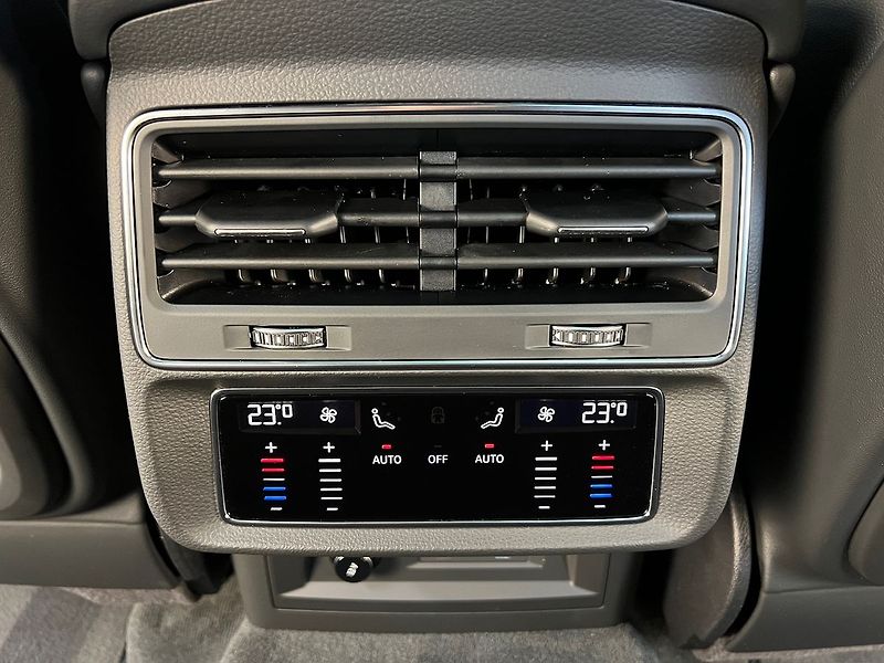 Audi Q8 50TDI QUATTRO S-LINE, PANORAMA - fotka 37 z 42