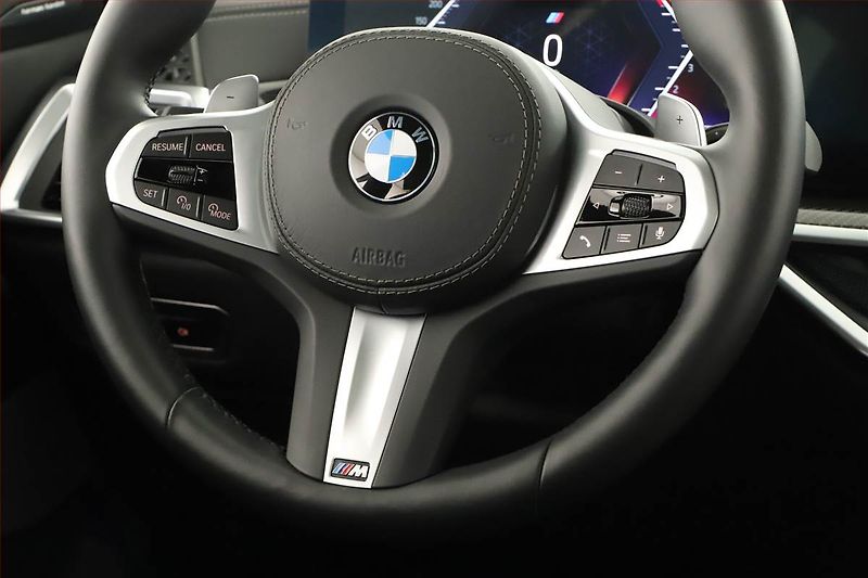 BMW X7 (2024) xDrive40i, 7 míst, Tažné - fotka 20 z 20