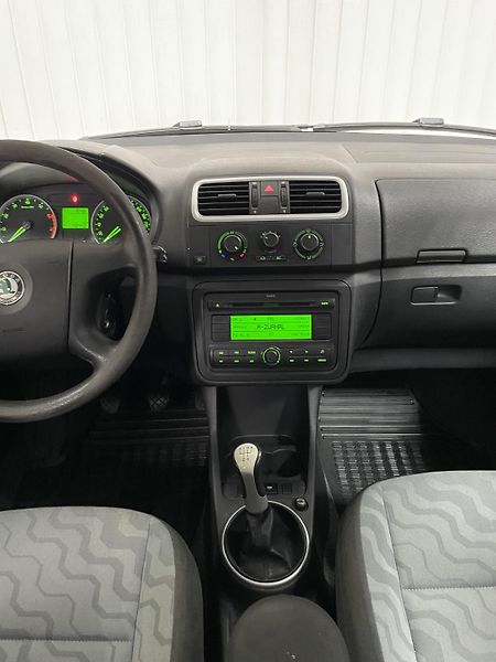 Škoda Roomster 1.2 HTp AC ČR SERVISKA - fotka 21 z 22