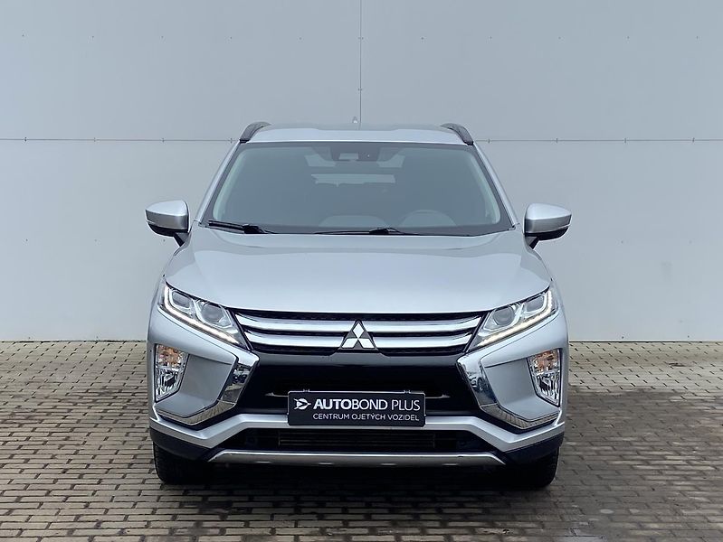 Mitsubishi Eclipse Cross 1.5 T-MIVEC 120kW Intense - fotka 4 z 21