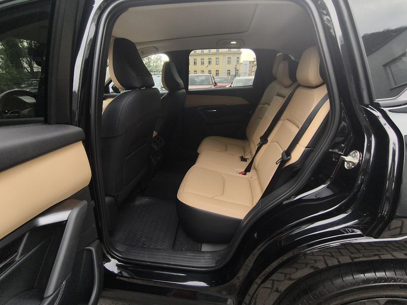 Mazda CX-5 (2026) 2.5i HOMURA, PANORAMA, 4x4AWD  - fotka 14 z 18