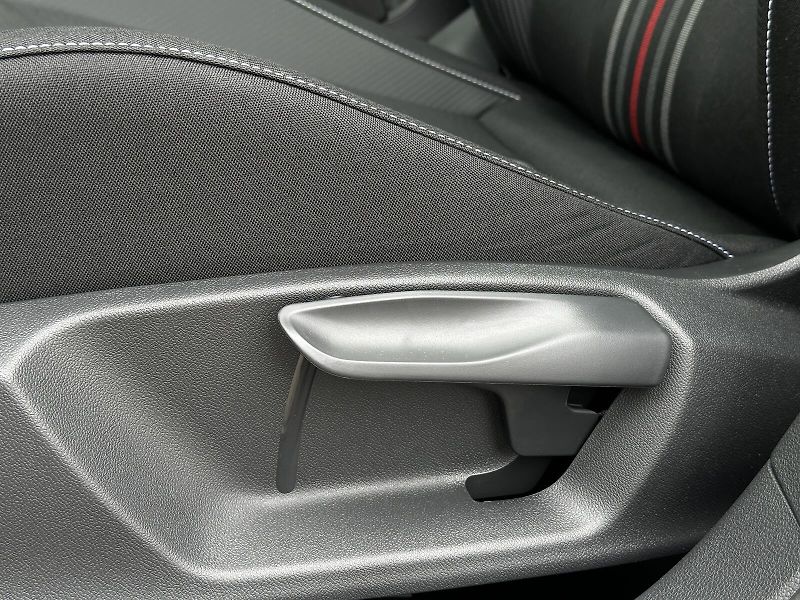 Škoda Kamiq 1.0TSi DSG Monte Carlo 116PS M - fotka 10 z 38