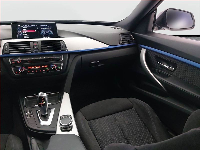 BMW Řada 3 (2015) 320d xDrive GT, 4X4, Automat - fotka 8 z 18