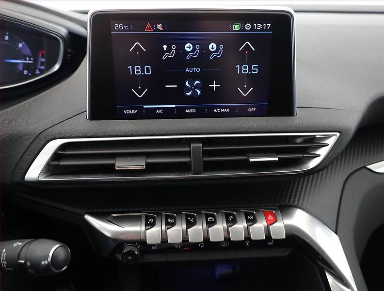Peugeot 3008 (2017) Active 1.6 BlueHDi, Serv.kniha - fotka 10 z 15