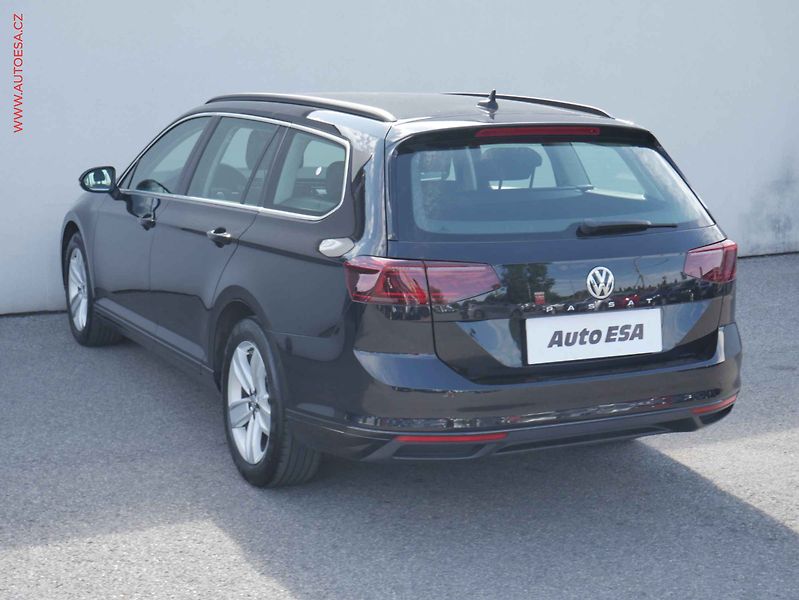 Volkswagen Passat (2019) 2.0TDi, DSG, LED, navi - fotka 6 z 13