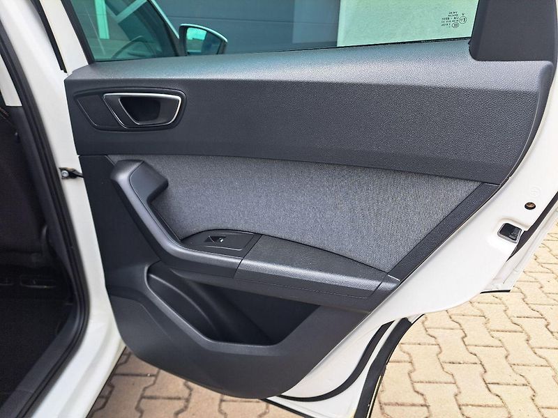 Seat Ateca (2023) 1.0 TSI Style Business, ZÁRUKA - fotka 33 z 34