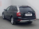 Škoda Octavia (2015) 2.0 TDi 4x4, ČR, servis - náhled 6