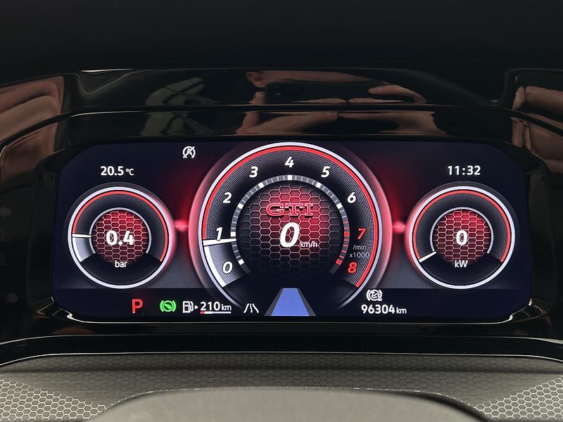 Volkswagen Golf 2.0 GTI  PERFORMANCE - fotka 7 z 29