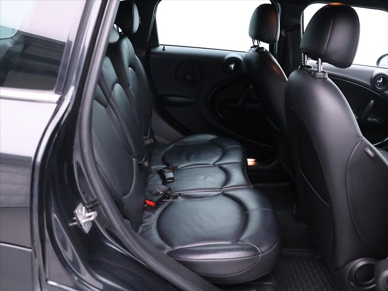 Mini One 1,6 D Countryman Tempo Klima - fotka 12 z 22