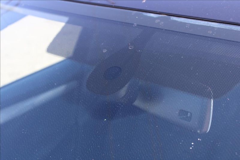 Škoda Octavia 1,6 TDi  DSG,STLYLE,SERVISKA - fotka 31 z 37