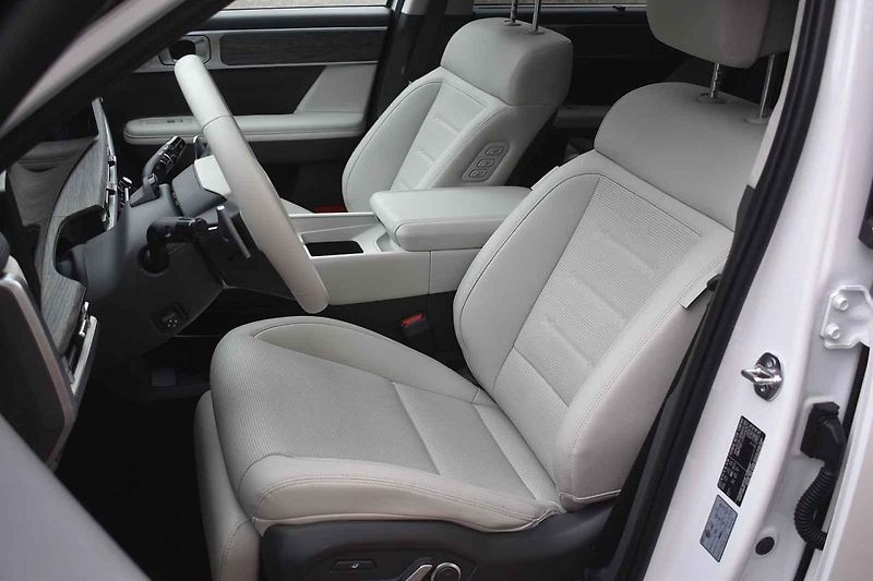 Nové Hyundai Santa Fe je snadno rozpoznatelné auto
