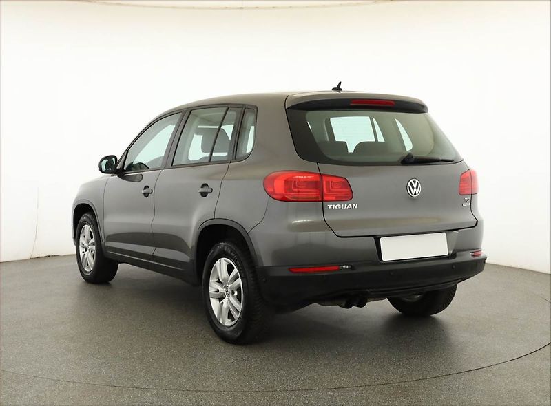 Volkswagen Tiguan (2012) 1.4 TSI, Serv.kniha - fotka 4 z 17