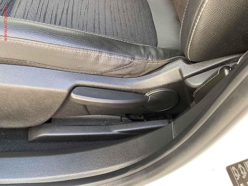 Opel Astra (2015) 1.4i, ČR, AC, tempo, +pneu - fotka 14 z 17