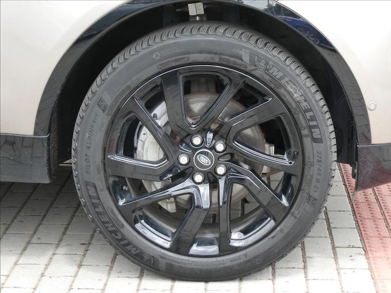 Land Rover Discovery 3,0 D250 R-Dynamic SE 1Maj DPH - fotka 10 z 51
