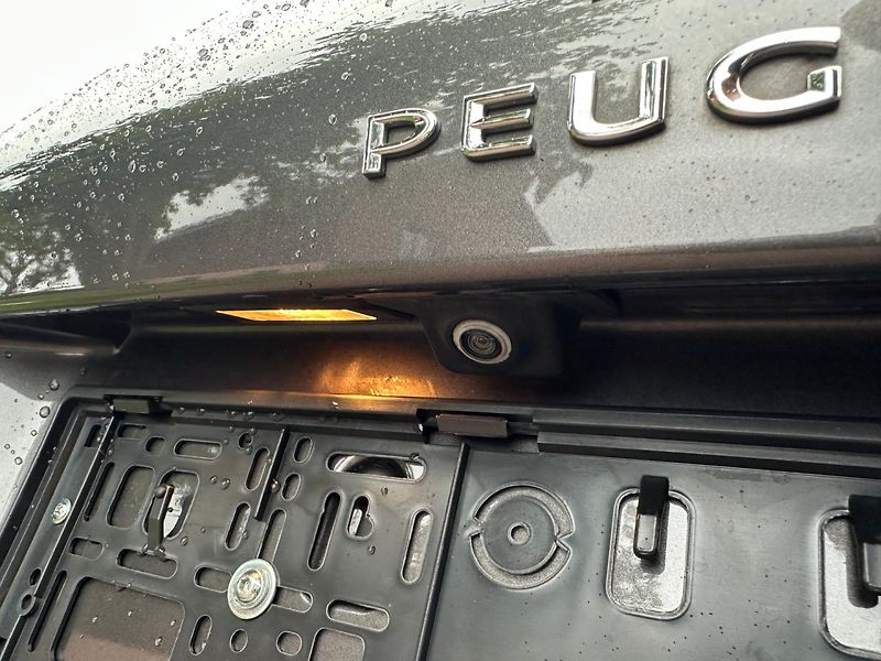 Peugeot 308 (2017) 1.2T 96kw - fotka 15 z 28