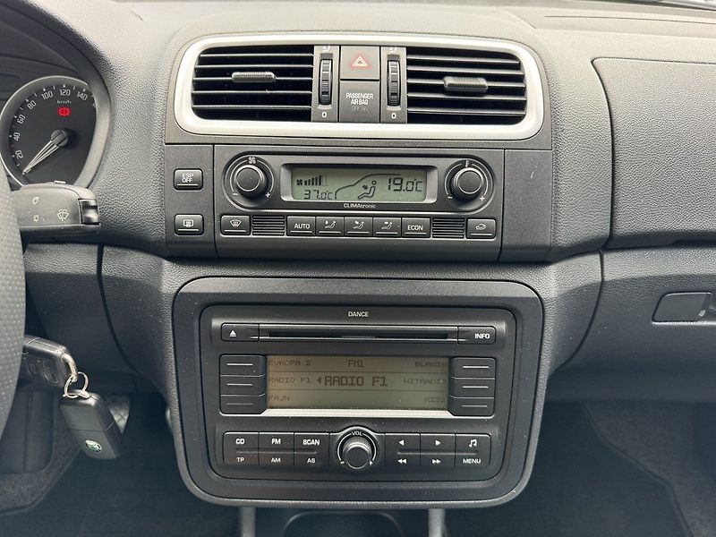 Škoda Fabia (2009) 1.4 16V Digi Klima Tempomat - fotka 10 z 50