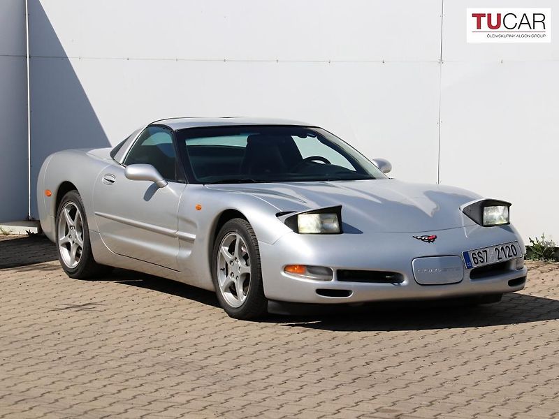 Chevrolet Corvette (2002) 5.7 V8 Targa  - fotka 2 z 22