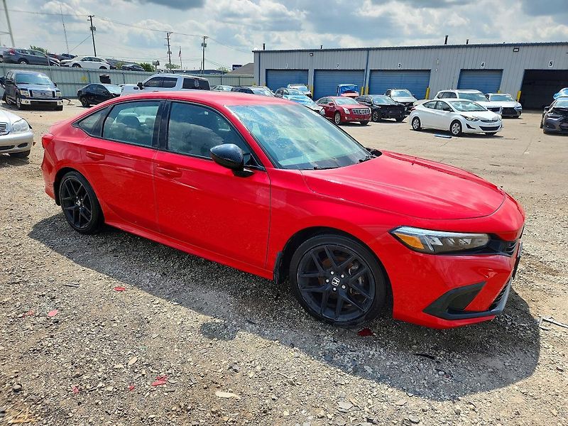Honda Civic (2020) Auto na cestě - fotka 4 z 12