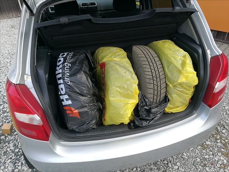 Škoda Fabia 1,4 i 16v klima - fotka 12 z 15
