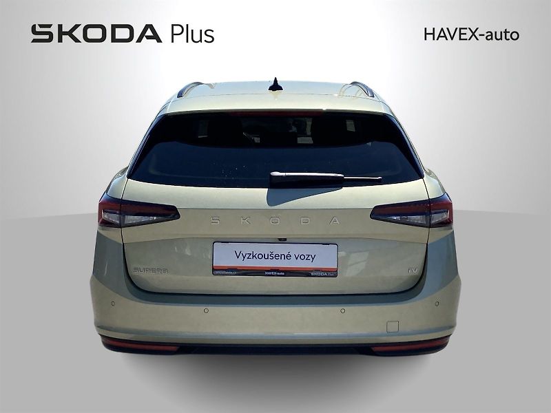 Škoda Superb (2025) Combi iV 1.5 TSI DSG Selection - fotka 39 z 39