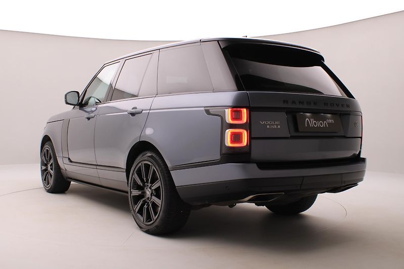 Land Rover Range Rover 4.4 SDV8 VOGUE AWD REZERVACE - fotka 10 z 57