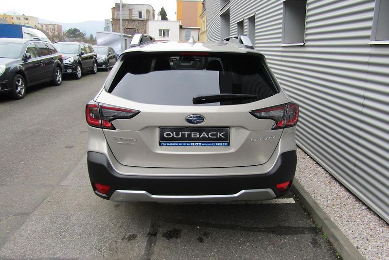 Subaru Outback (2025) 2,5i TOURING MY25.5 - fotka 7 z 62