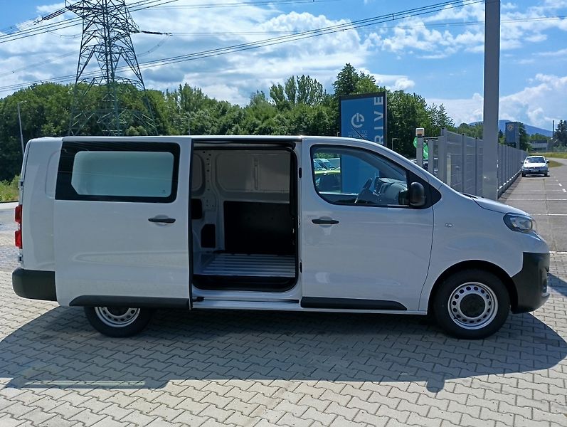 Peugeot Expert (2024)  Furgon L3 2.0 BHDi 145 MAN6 - fotka 10 z 21