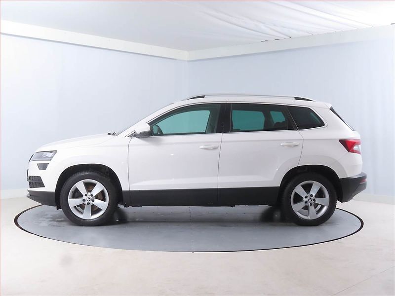 Škoda Karoq (2018) Style 2.0 TDI, 4X4, Navi - fotka 3 z 18