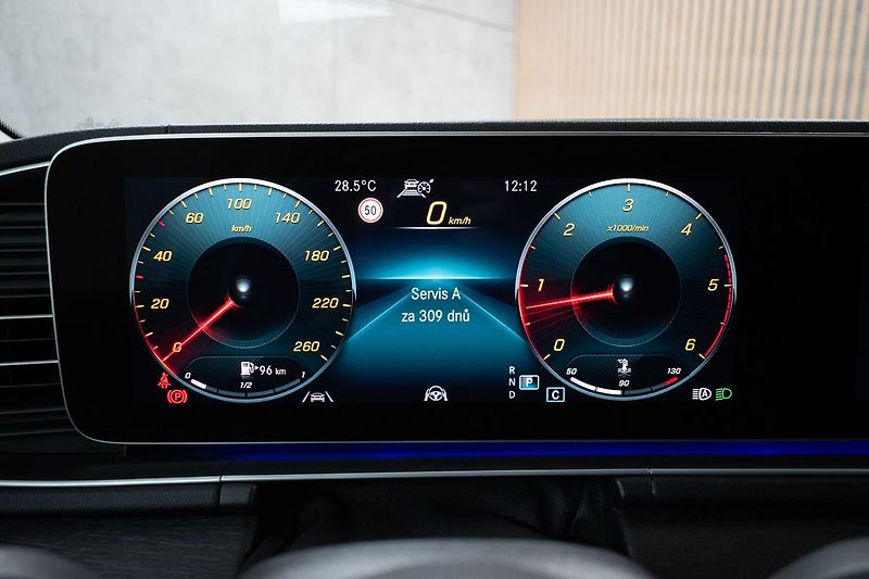 Mercedes-Benz GLS 400d 4M*AMG*AIR*TAŽNÉ*ČR 1.MAJ - fotka 24 z 52