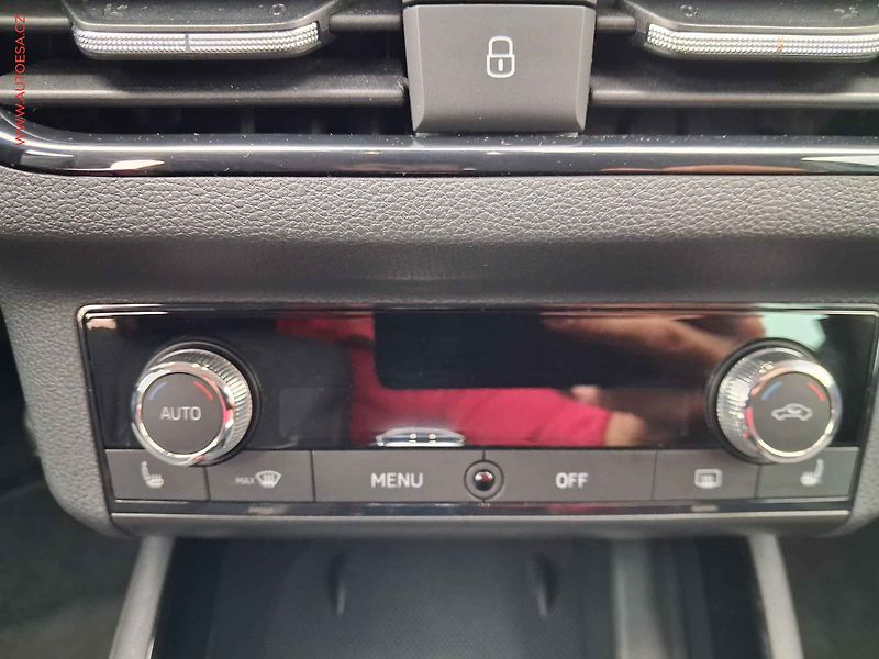 Škoda Scala (2019) 1.5TSi, ČR, Style, LED - fotka 13 z 20