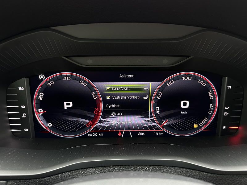 Škoda Karoq 1.5TSi DSG 150PS Sportline Mat - fotka 24 z 50