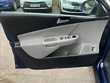 Volkswagen Passat 2,0 TDI DSG - náhled 15