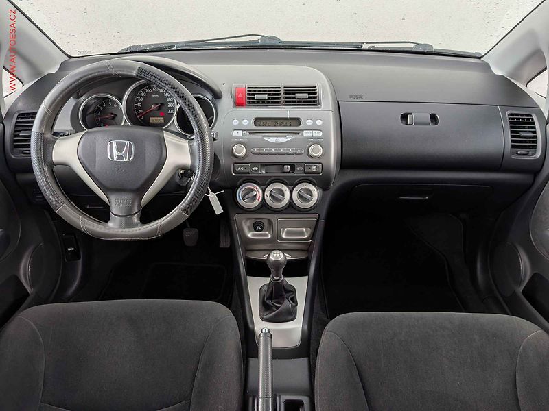 Honda City (2008) 1.4 i, ČR, AC - fotka 8 z 14