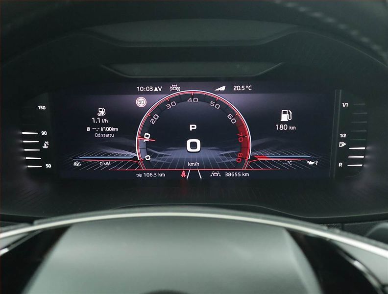 Škoda Karoq (2024) Sportline 1.5 TSI - fotka 11 z 17