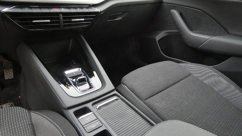 Škoda Octavia Combi 1.5 TSI 110kW DSG Ambiti - fotka 6 z 22