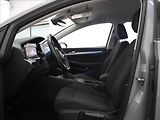 Volkswagen Golf 1,0 TSi 81kW Life ČR 73tkm. - náhled 6