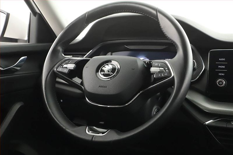 Škoda Octavia (2022) Ambition 2.0 TDI, ČR,1.maj - fotka 15 z 16