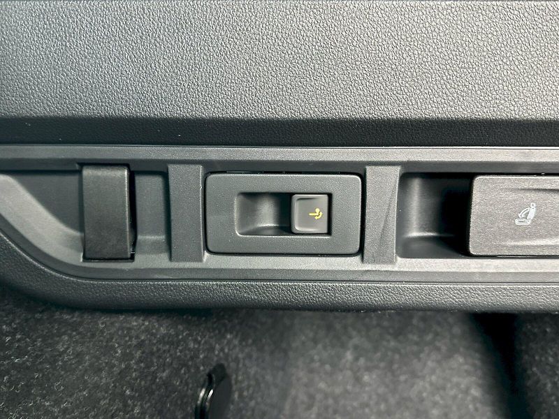 Škoda Octavia (2025) Combi 1.5TSI 110kW Top Selecti - fotka 31 z 33