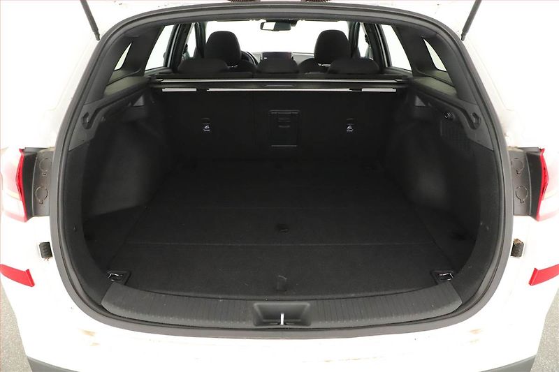 Hyundai i30 (2025) 1.5 T-GDI MHEV 48V, N-LINE - fotka 20 z 21