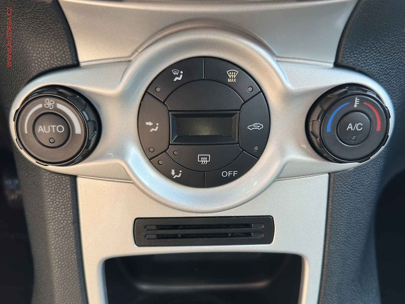 Ford Fiesta (2012) 1.6 TDCI, AC, temp - fotka 13 z 15