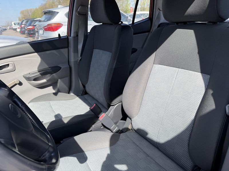Kia Picanto 1.0i  LX - fotka 13 z 22