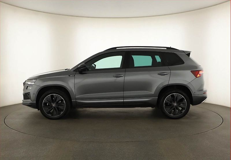 Škoda Karoq (2025) 1.5 TSI, SPORTLINE, AUTOMAT - fotka 3 z 17