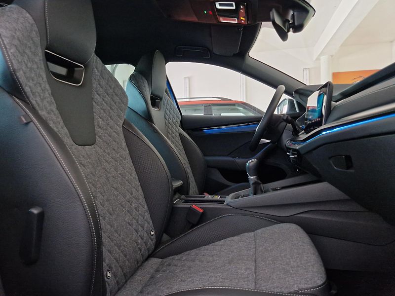 Škoda Octavia (2025) 1.5 TSI SPORTLINE IV FL - fotka 10 z 10