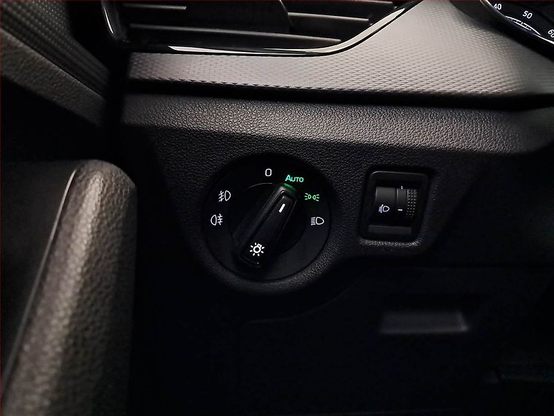 Škoda Scala (2023) Ambition 1.0 TSI, Serv.kniha - fotka 18 z 20
