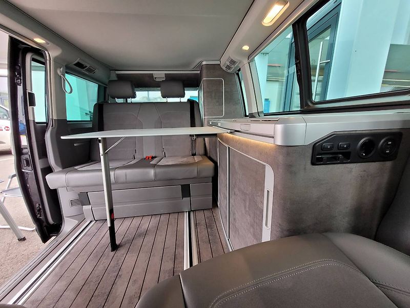 Volkswagen California (2024) 2.0 TDI DSG 4M Ocean UZÁVĚRKA - fotka 21 z 116